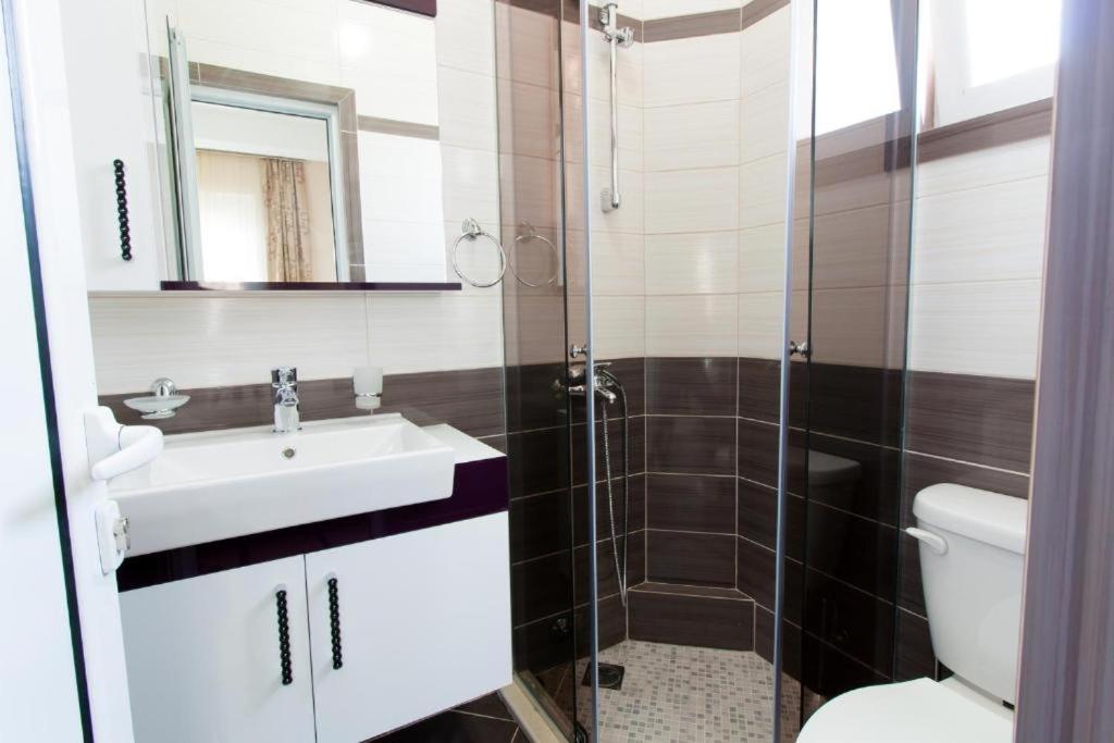 A3 Apartments Villa Улцин Екстериор снимка